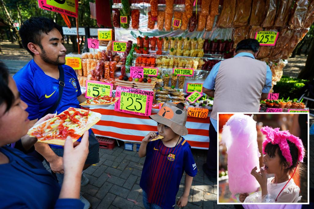 Mexico stops sales of dumping food in schools to combat children's overweight